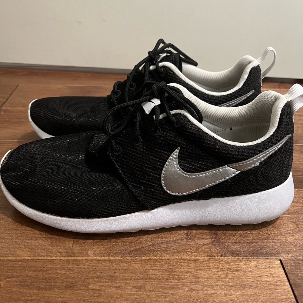 NIKE ROSHE - Picture 3 of 8